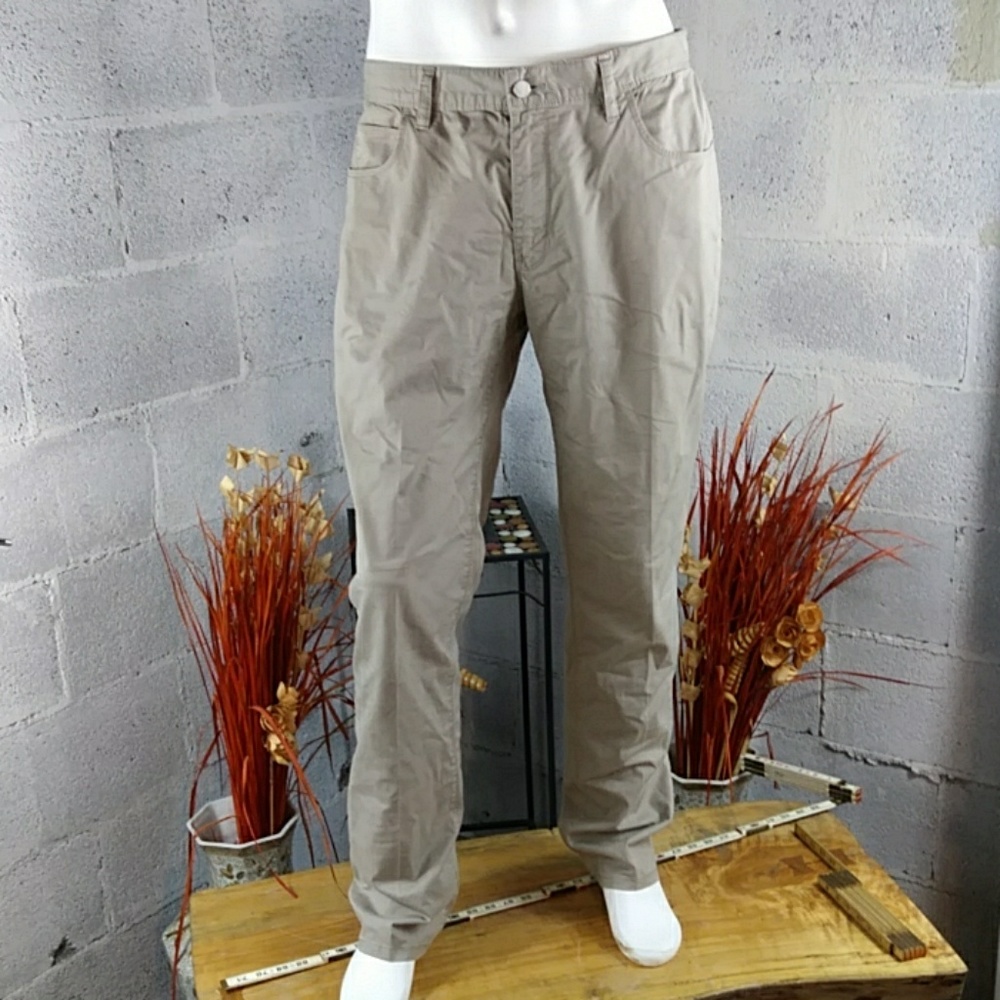 Michael Kors Classic fit